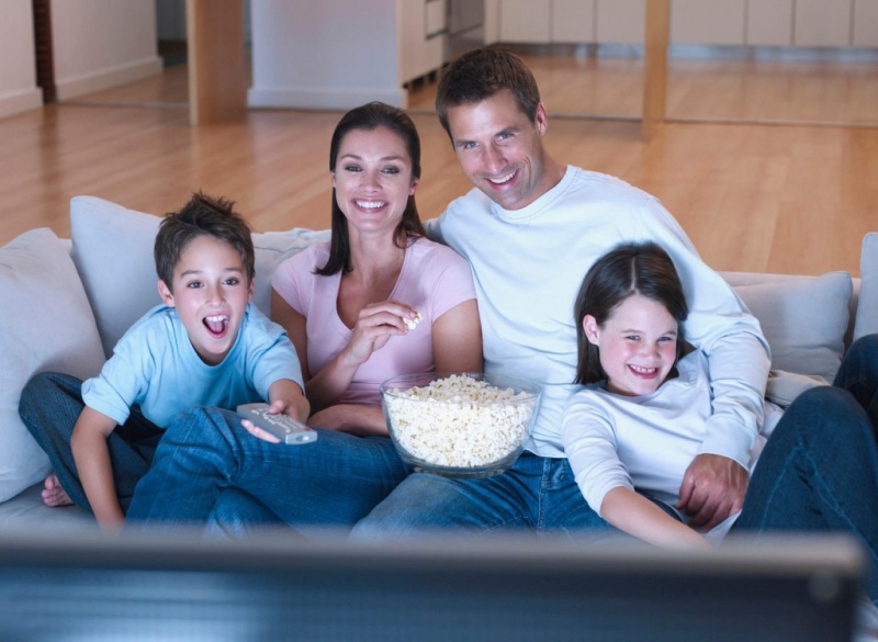 Онлайн-кинотеатры, для всей семьи, семейное кино, кино, что посмотреть, карантин, самоизоляция, коронавирус, чем занять детей
